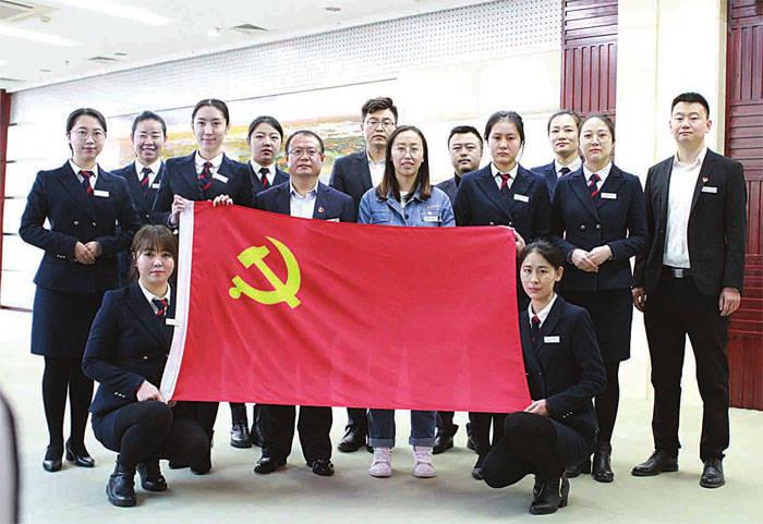 解锁你的智慧，尽在白色小香风衣服怎么能洗的跟新的一样白？